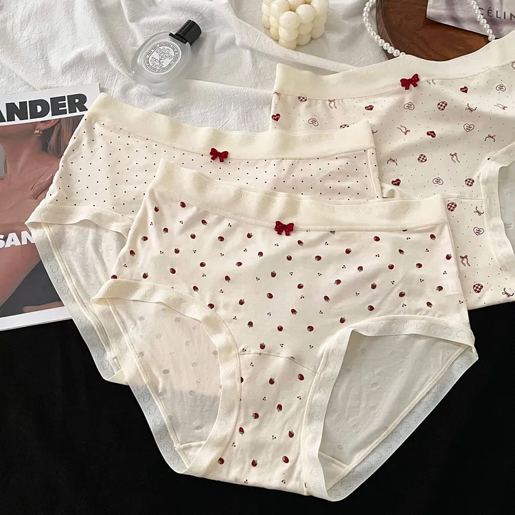 秋冬新品80-280斤兔子蝴蝶圆点印花舒适亲肤加长档大码女士内裤