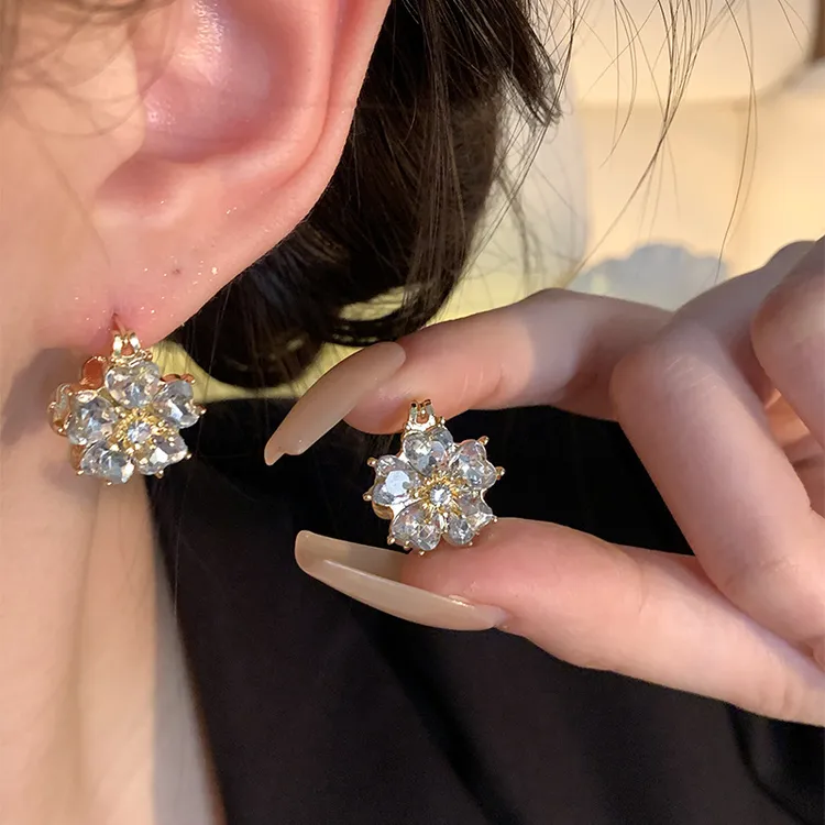 铜合金锆石耳饰 轻奢小众锆石花朵耳环高级设计感双面猫眼石耳饰