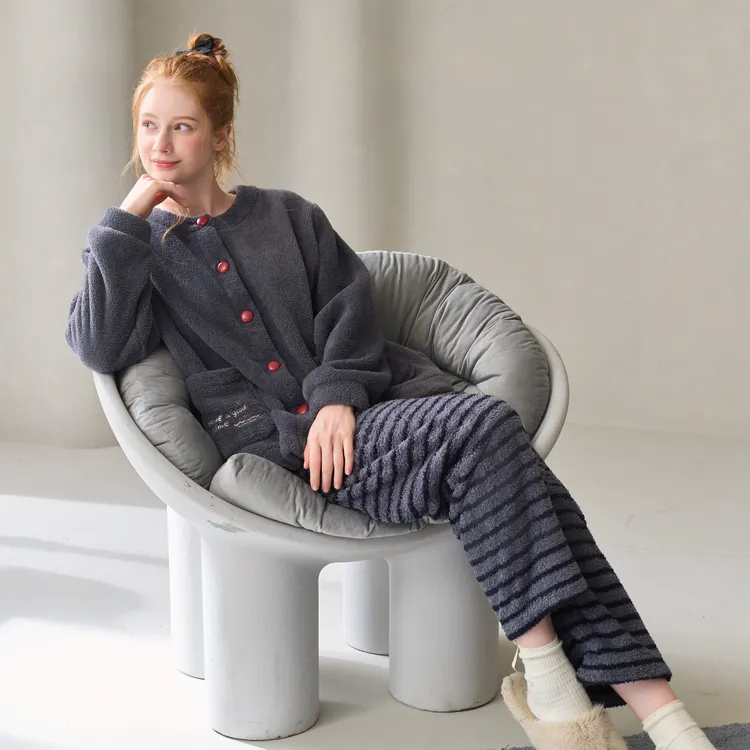 芬腾珊瑚绒睡衣女士新款秋冬季加绒加厚长袖长裤保暖家居服套装