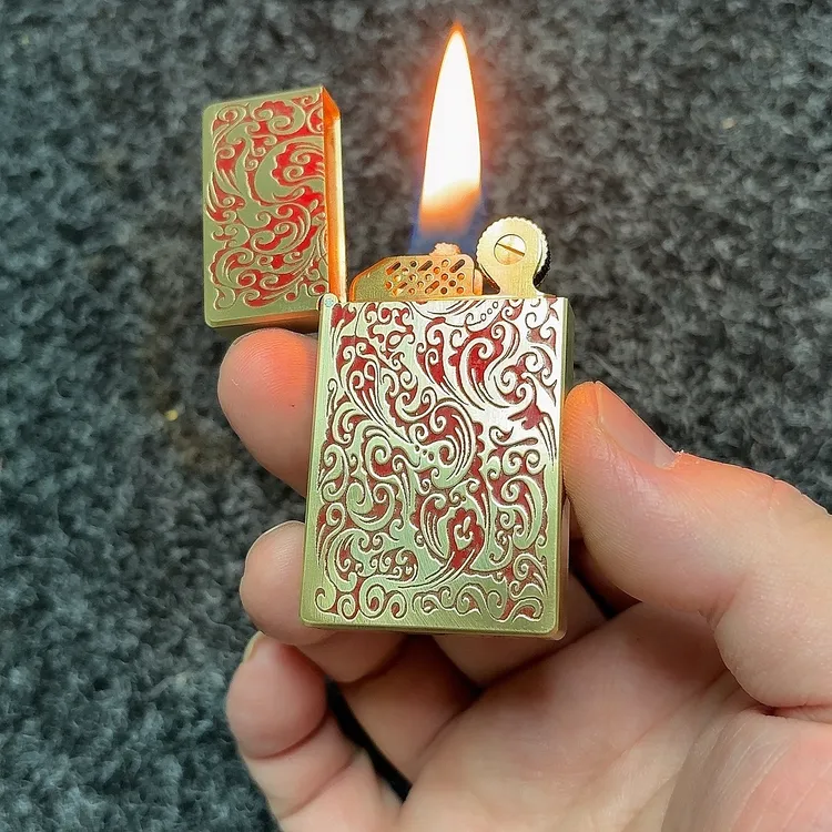 黄铜砂轮煤油打火机 一体雕刻煤油打火机 经典防风打火机 包邮
