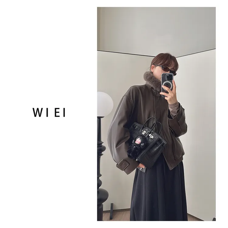 《WI EI》西班牙進口羊皮老爹风机车飞行服90白鹅绒夹克W25206527