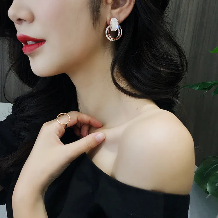 铜合金耳饰 银针镶钻几何圆圈耳环气质简约个性耳坠耳饰女