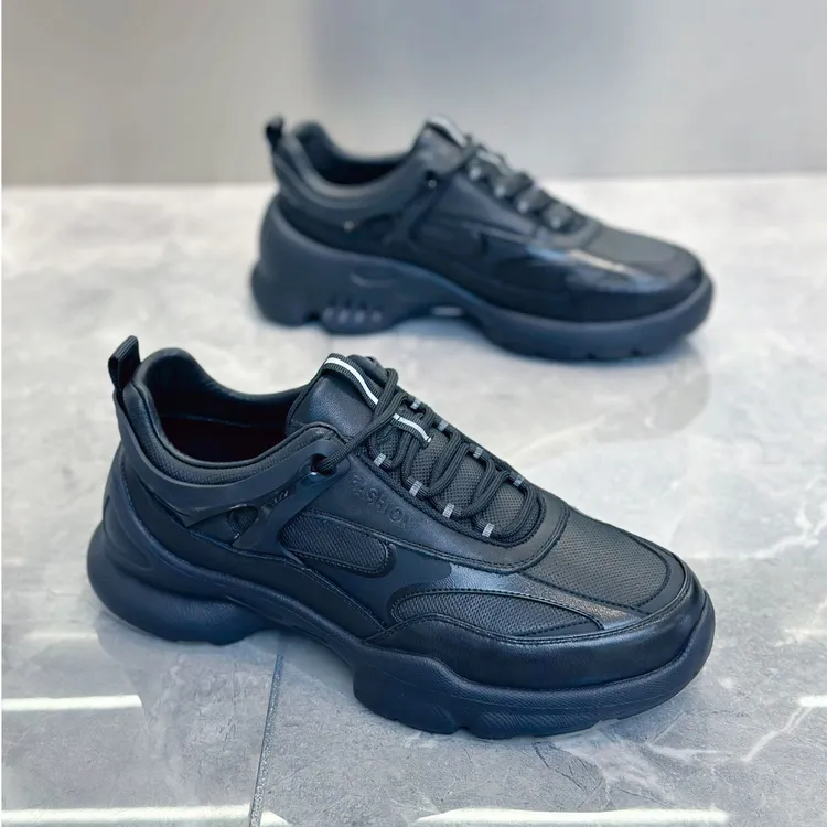 2025秋冬新款休闲鞋时尚百搭潮流男士真皮户外运动鞋男款经典跑步