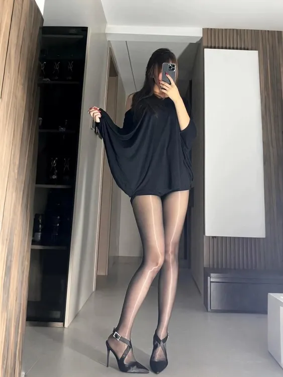 冰丝丝袜薄款马油丝袜女防勾丝油亮大码光腿神器秋夏款面膜袜油光