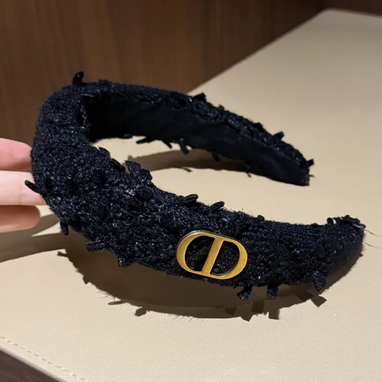 杨杨babytime 黑色粗花呢毛边猪鼻子发箍高颅顶发卡防滑时尚网红