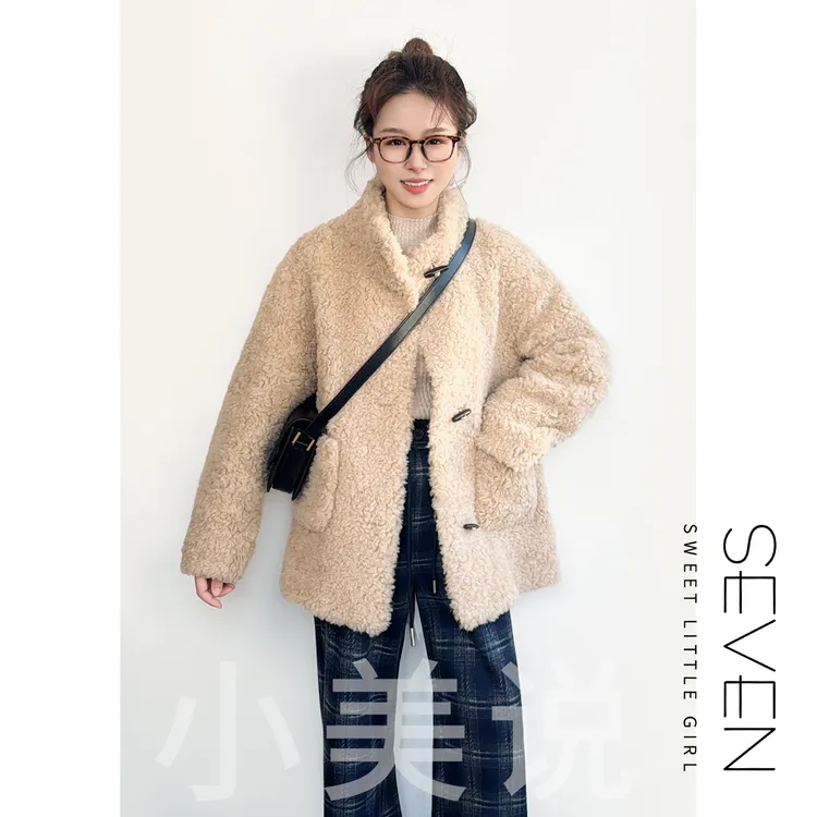 ⑦七七146小个子秋冬款保暖100%羊毛外套女牛角扣羊羔毛上衣小美说