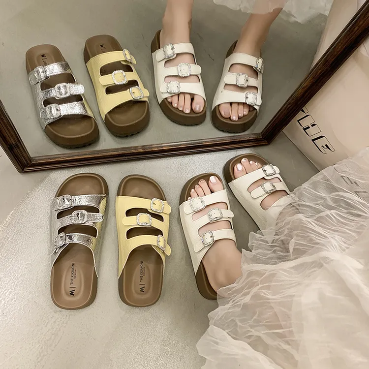 厚底拖鞋女时髦新款夏季外穿水钻方扣配裙不累脚增高一字凉拖鞋子