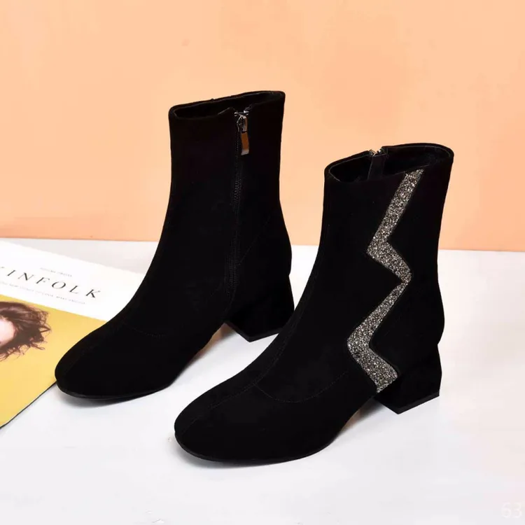 2024冬季磨砂绒面短靴粗跟百搭瘦瘦靴中跟时装加绒保暖裸靴真皮鞋