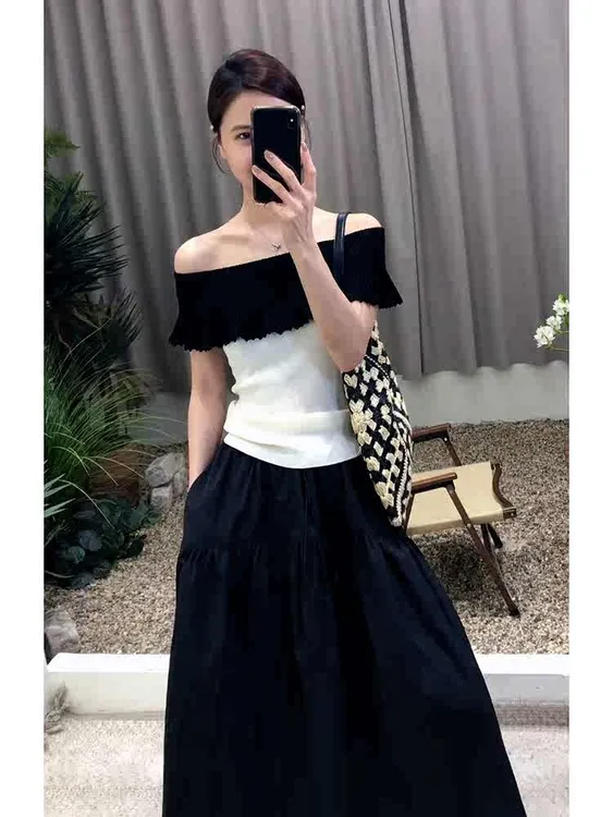 夏季重要场合轻奢高级感女人味简单大方超火小香风露肩连衣裙套装