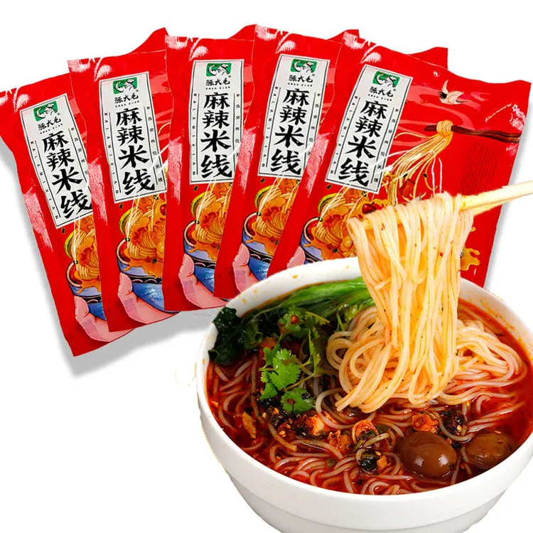 陕西麻辣米线便宜好吃美食东北速食零食带货锅巴红油