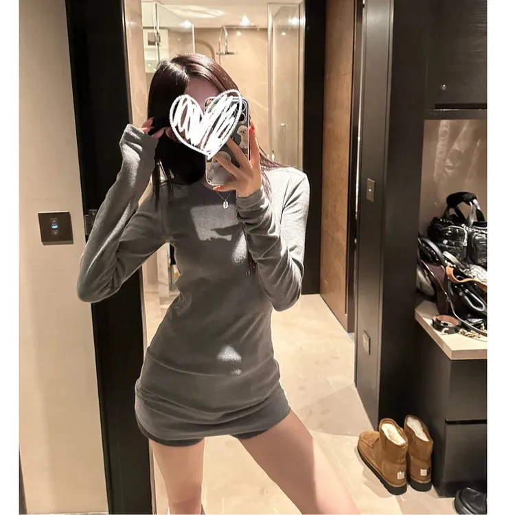 正肩长袖打底T恤女春秋冬季2025新款圆领内搭修身收腰长款上衣