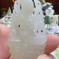 和田玉未镶嵌颈饰冰底观音观自在