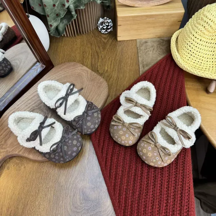 儿童韩版毛毛鞋冬季女童保暖加绒公主鞋碎花豆豆鞋玛丽珍软底88