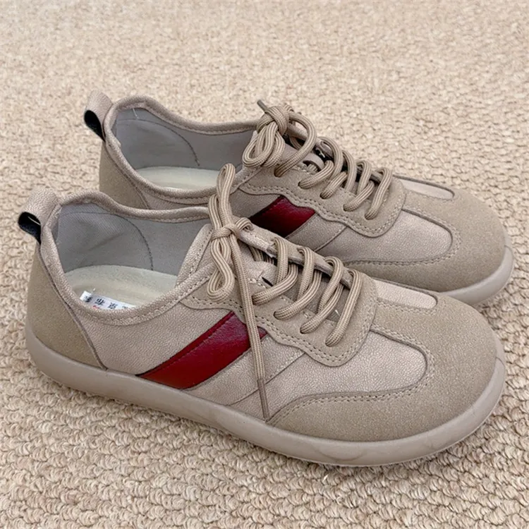 新款复古德训女鞋日常通勤百搭休闲鞋学院风时尚轻便平底妈妈鞋