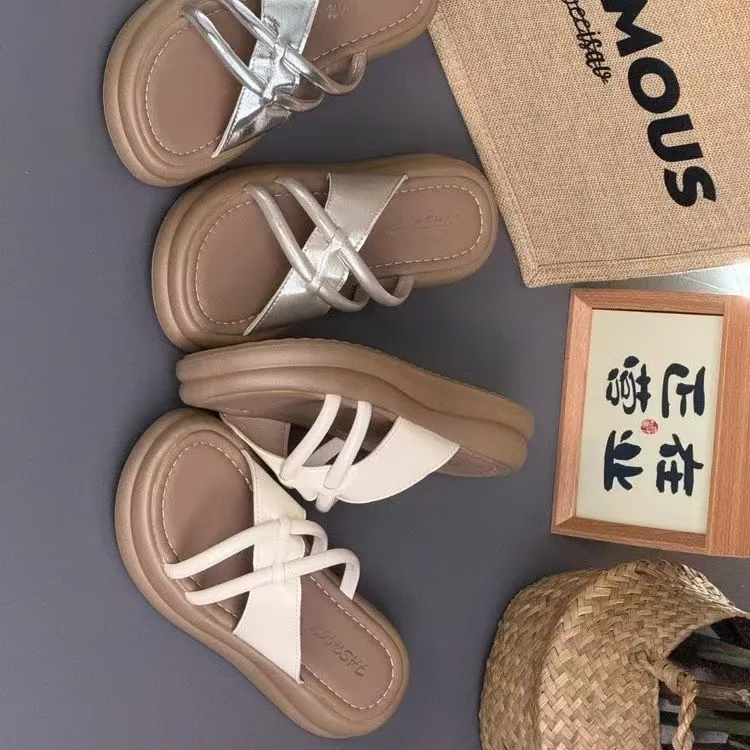 2025夏季新款外穿高级感凉拖鞋女松糕厚底气质百搭沙滩拖鞋一字拖