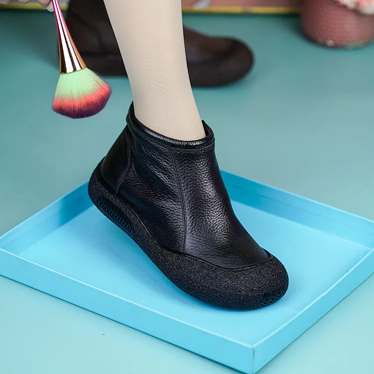 8806秋冬真皮妈妈短靴头层牛皮圆头平底侧拉链加绒女靴休闲高帮鞋