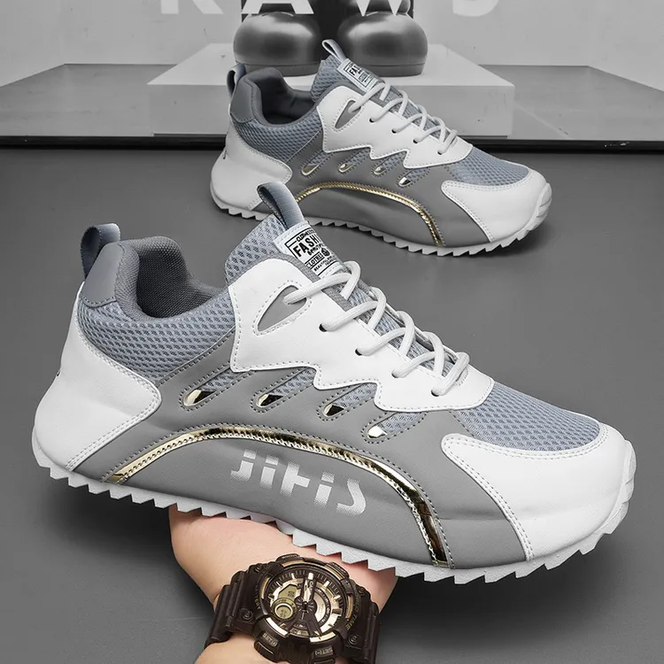 新款鞋子男潮流百搭小众设计感运动休闲板鞋/休闲鞋