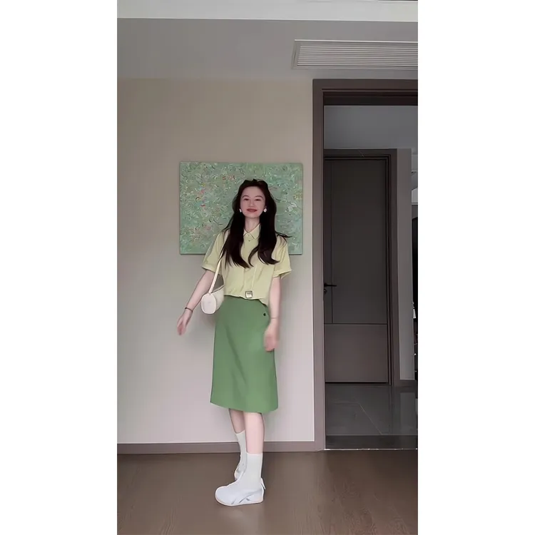 轻薄冰感通勤风卷边短袖衬衫夏季宽松衬衣简约绿色a字半身裙伞裙