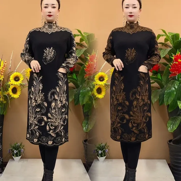 6099冬季新款高档时尚针织立领保暖花朵中长连衣裙中年妈妈遮肉裙