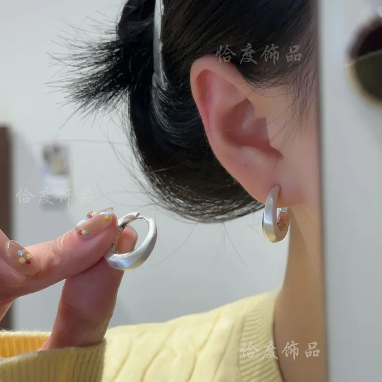 【恰度】银色拉丝磨砂素圈耳扣小众高级感