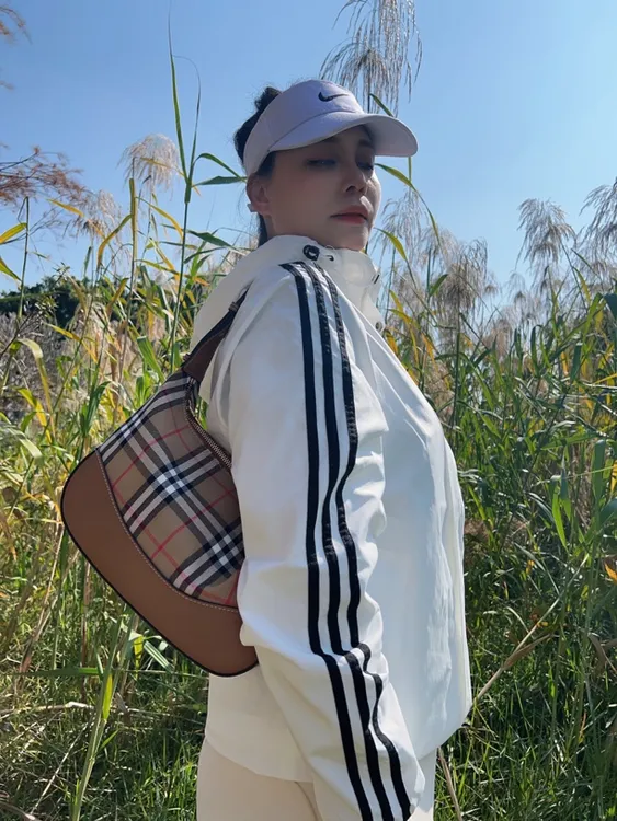 薄款连帽常规款夹克防紫外线透气宽松单肩百搭韩版外套春夏