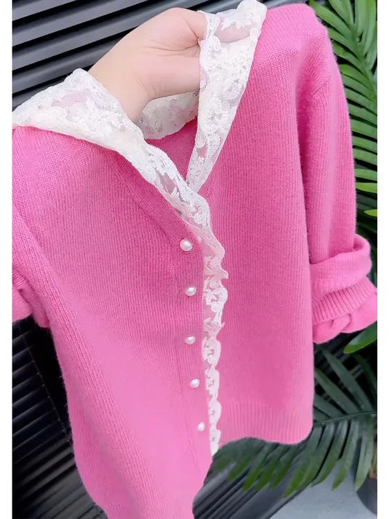 秋季温柔系穿搭女洋气小众温柔风蕾丝花边连帽针织衫拼接长袖上衣