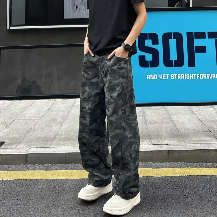 QUALCOMM秋冬美式复古工装直筒裤男女同款百搭宽松迷彩弯刀牛仔裤