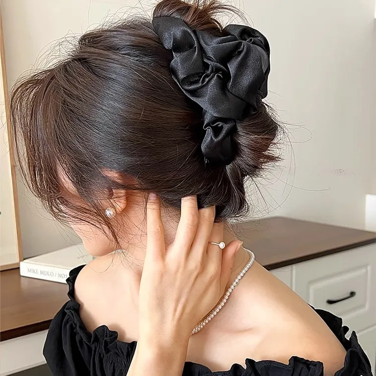 时尚布艺褶皱发夹高级感大号抓夹女后脑勺鲨鱼夹夏季气质新款头饰