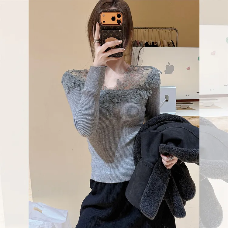 别致独特漂亮灰色蕾丝打底小衫露肩针织衫女装秋冬洋气高贵上衣服