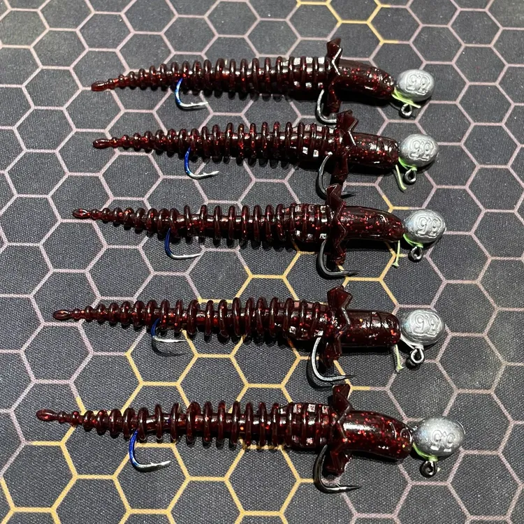 桑巴路亚围裙针尾浮水尾钩轻舞虫软饵加绑尾钩轻舞虫软饵加尾钩