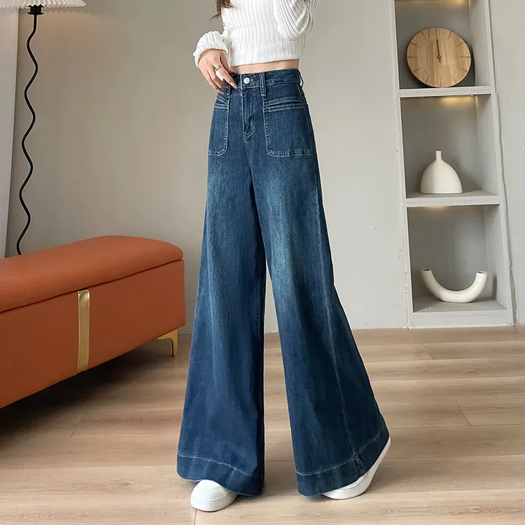气质百搭阔腿微喇秋冬加绒新款牛仔长裤女款小个子爆款网红牛仔裤