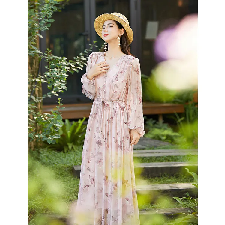 温柔浪漫 v领印花长款真丝连衣裙2025春季新款法式碎花桑蚕丝长裙