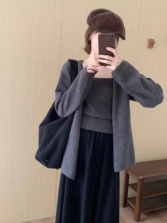 秋冬针织衫新款小个子内搭套装纯色休闲加厚吊带背心两件套