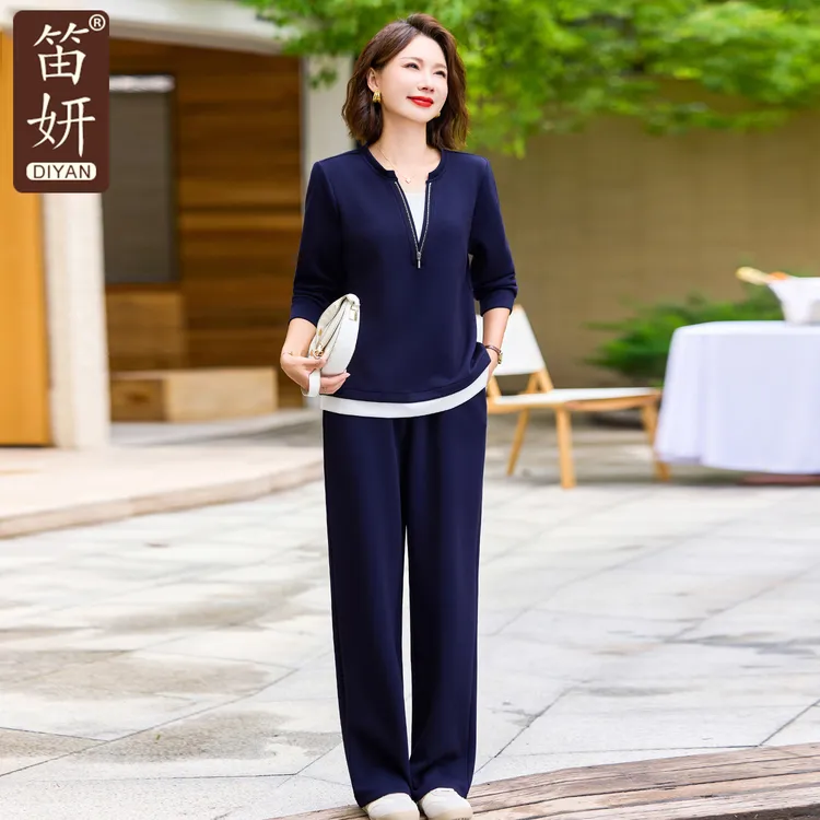妈妈早秋运动两件套装时尚洋气2025新款中老年女春秋休闲短款卫衣