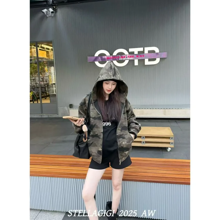 SG / 郭幂幂 AW 早秋新品 美式慵懒 迷彩连帽外套WT-20251629