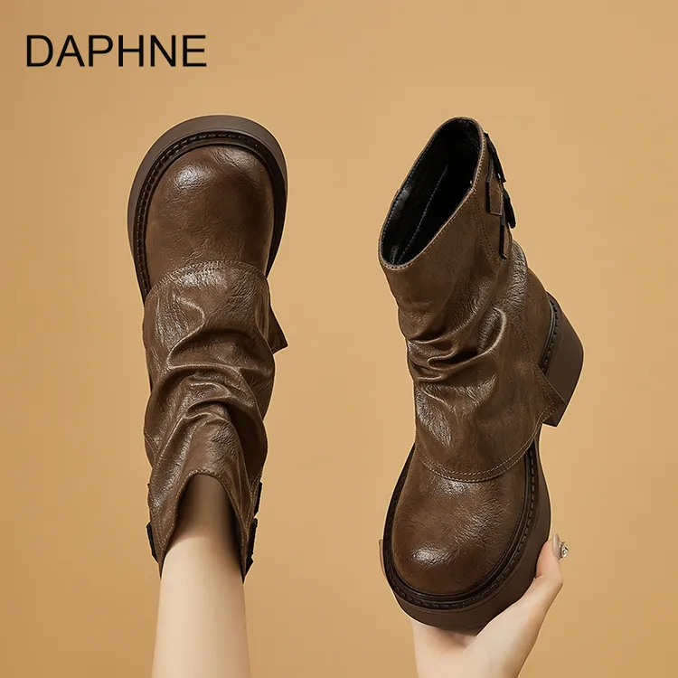 达芙妮复古靴子女2025秋季新款英伦风堆堆靴百搭厚底爆款时装靴
