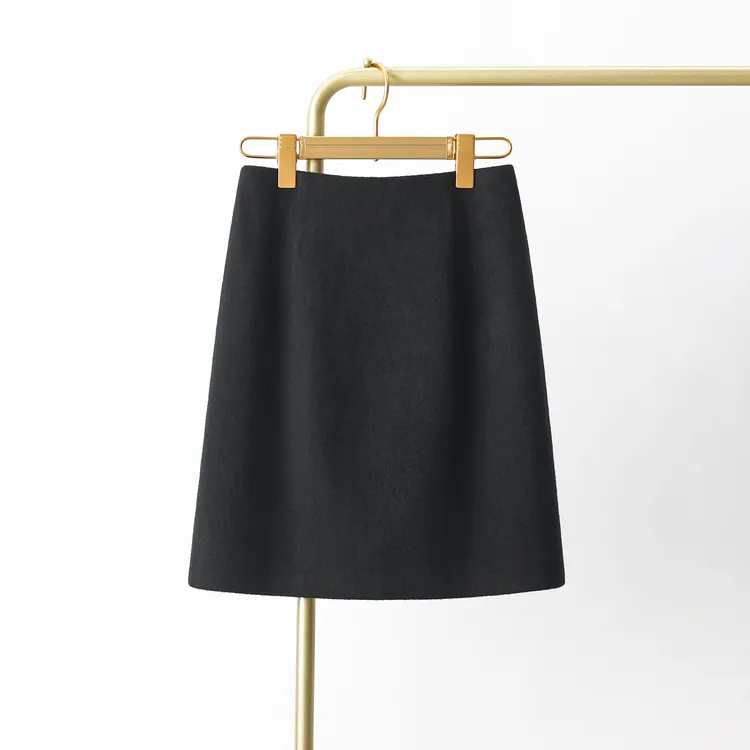 羊毛呢半身裙女秋冬2025新款高腰a字裙子高级感包臀裙小个子短裙