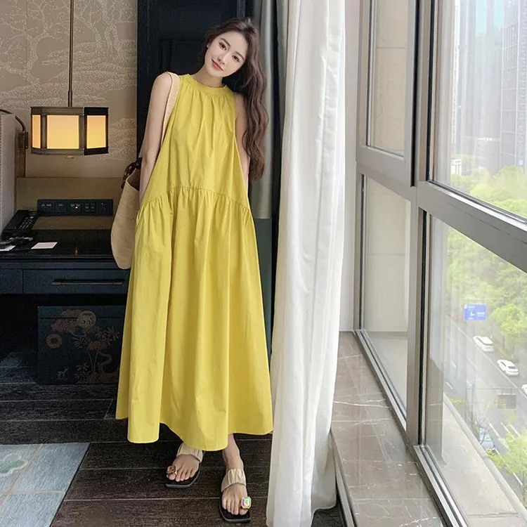 海边度假风古挂脖无袖连衣裙女2025夏季新款港风复古气质背心长裙