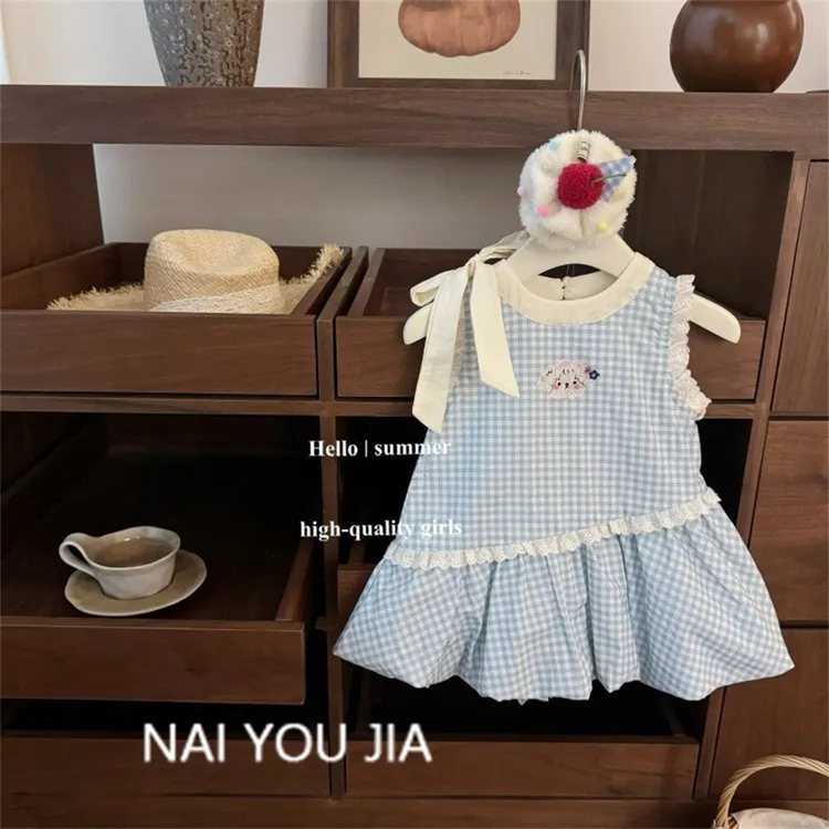 奶油连衣裙2025夏季韩版甜美蓝格子宝宝可爱花苞背心百褶裙学院风