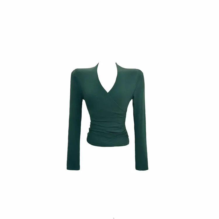 「邂逅柔光」复古交叉定位v领上衣秋冬修身显身材长袖t恤