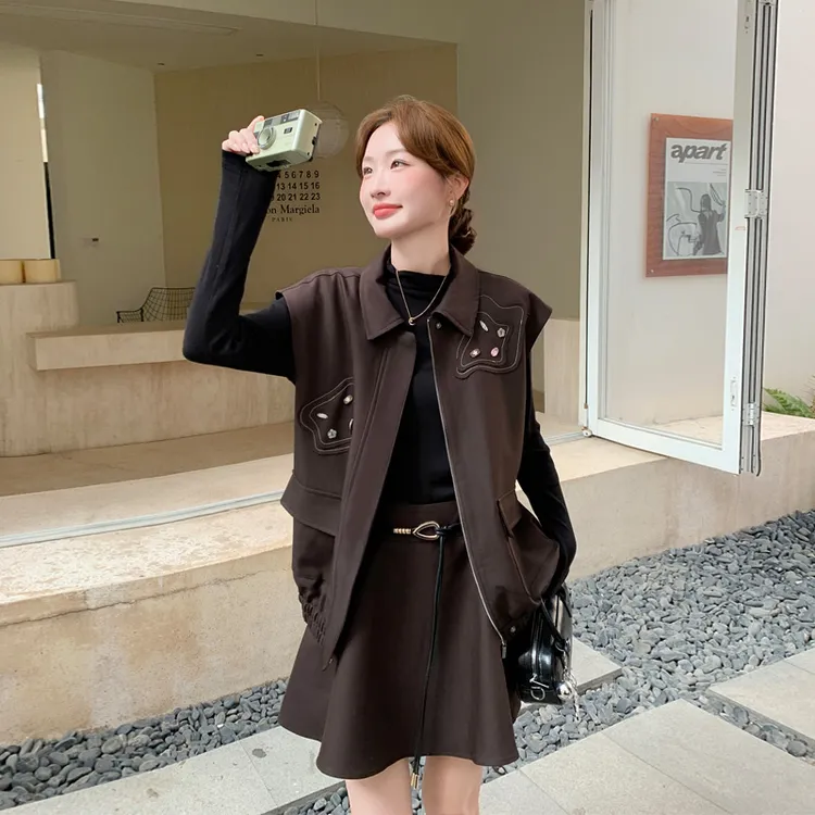 复古美拉德设计感马甲内搭短裙套装2025春秋新款气质通勤风三件套