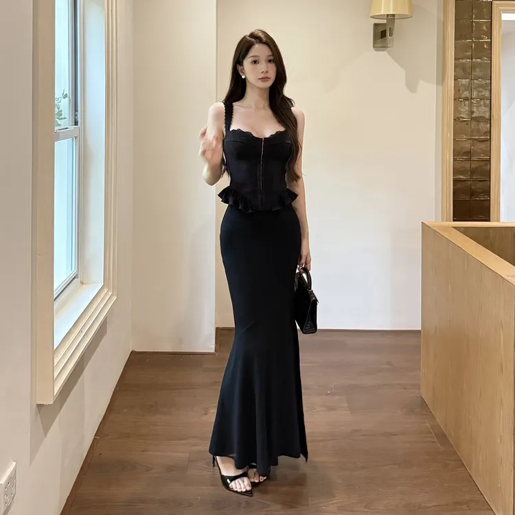 KaDaiShan 气质性感御姐风套装女收腰吊带背心黑色高级感半身长裙