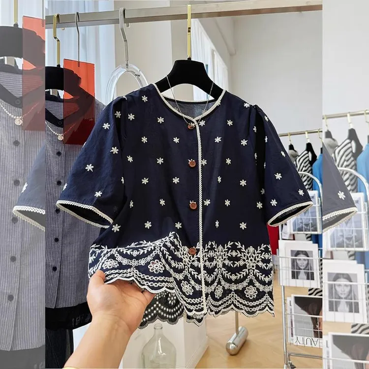衬衫女2025夏新款雪花韩系小香风刺绣花边宽松上衣高级感星星衬衣