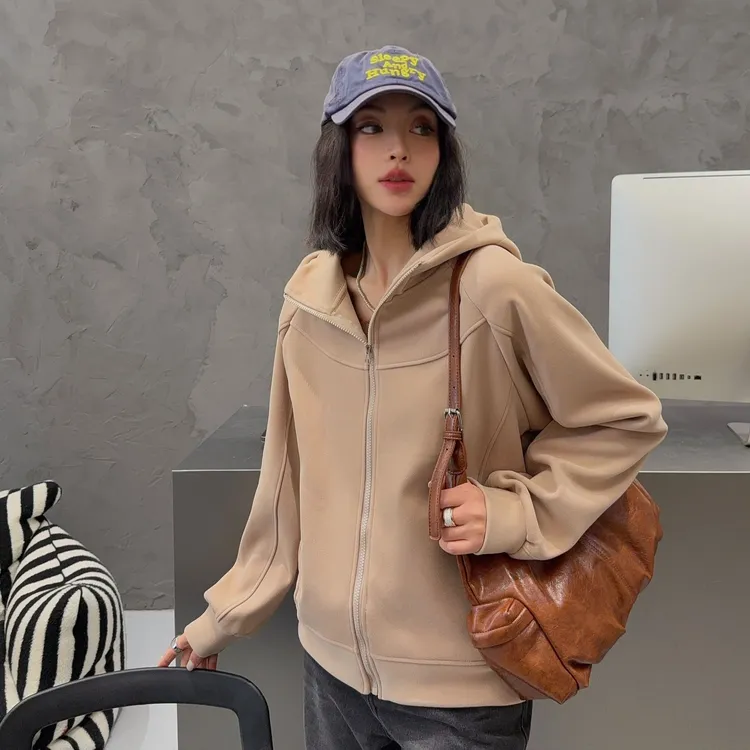 L138冬季新款时尚潮流百搭净版防风拉链休闲女士连帽外套25-169