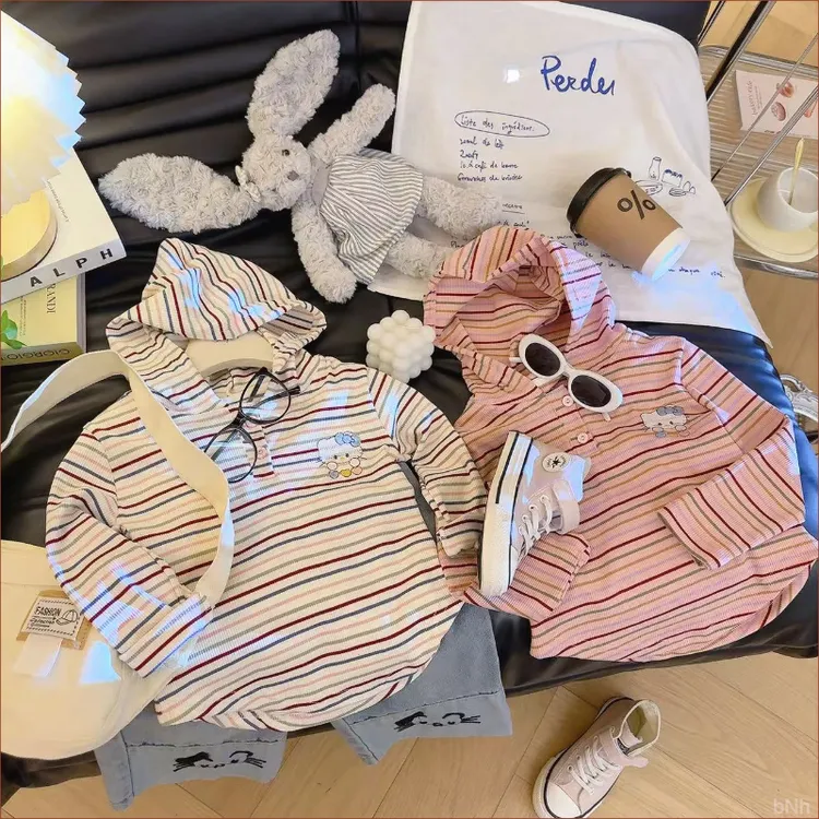 2025新款春季中大童女童春秋时髦连帽上衣中大童时尚百搭洋气宝宝