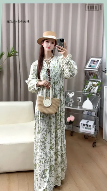 JIUYUE −法式茶歇粉色碎花连衣裙女2025夏新款海边度假长裙