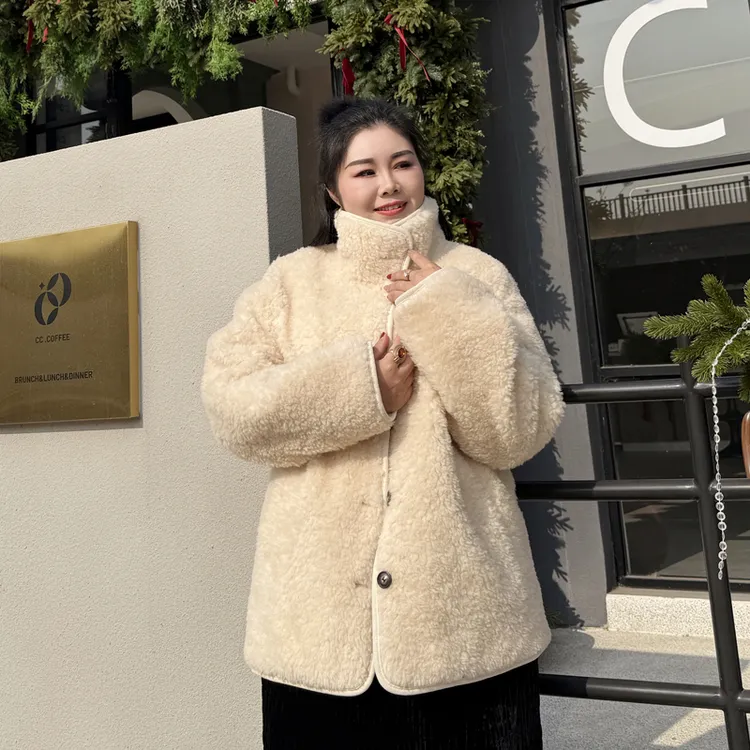 别格秀海宁皮草真毛外套冬季新款微胖羊毛小香风保暖鹅绒大码女装
