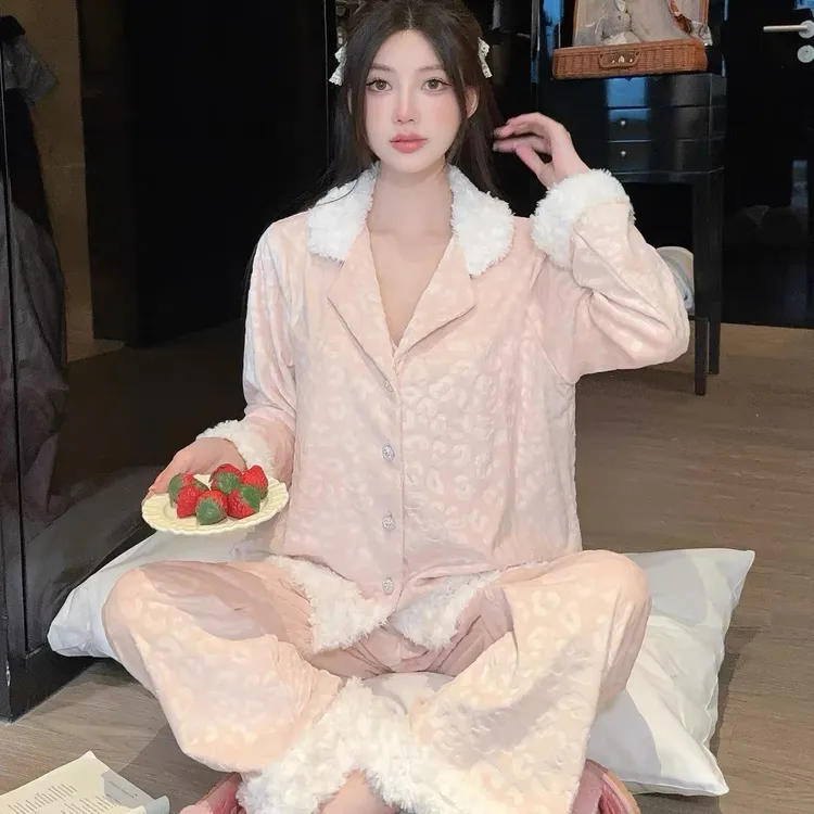 翻领豹纹海岛绒新款睡衣女秋冬季2025气质加厚保暖三件套装家居服