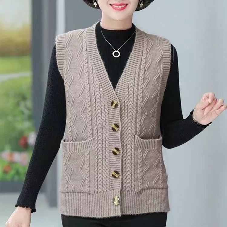 纯色针织开衫马甲背心女秋冬新款妈妈装宽松大码加厚叠穿毛衣坎肩