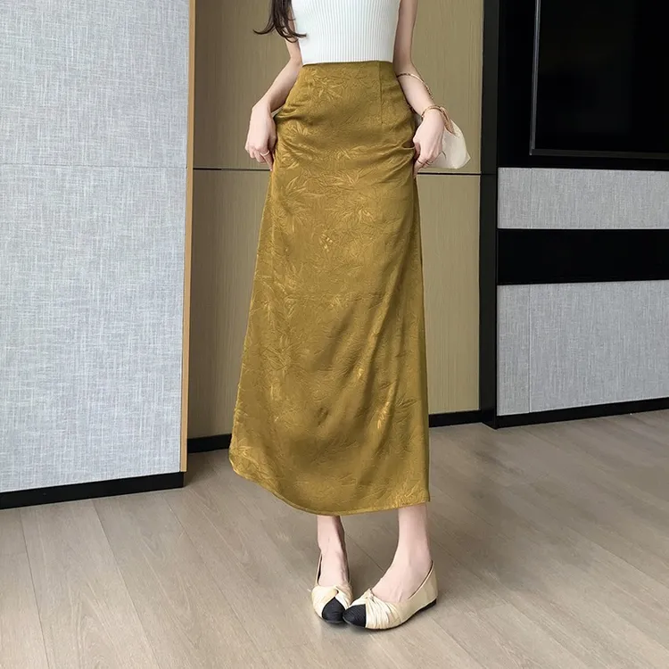 新中式国风复古A字半身裙女2025春夏开叉新款中长款缎面飘逸长裙